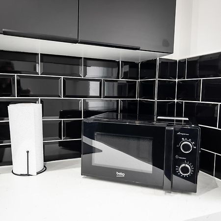 Newly Refurbished 6 Person En-Suite Apartment Tyne & Wear Newcastle Upon Tyne Killingworth エクステリア 写真