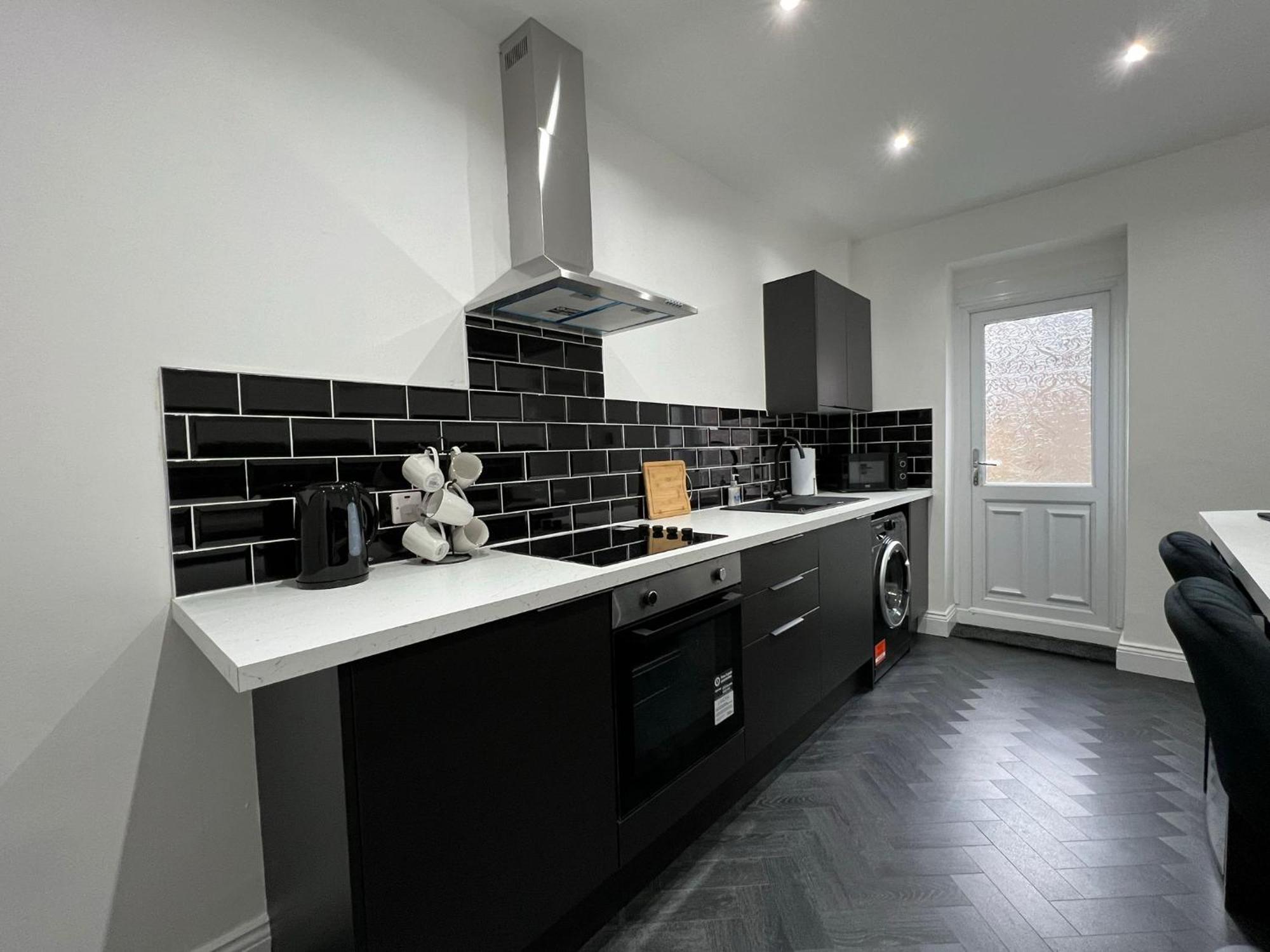 Newly Refurbished 6 Person En-Suite Apartment Tyne & Wear Newcastle Upon Tyne Killingworth エクステリア 写真
